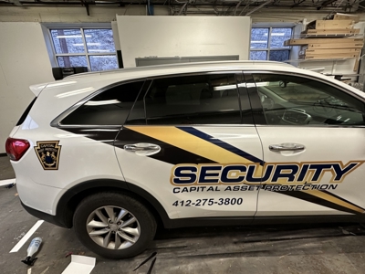 Vehicle Graphics Photo